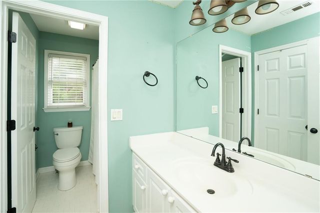 2104 Jockey Hollow NW Drive, Kennesaw, GA 30152