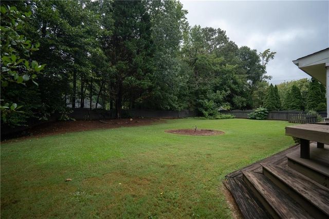 2104 Jockey Hollow NW Drive, Kennesaw, GA 30152
