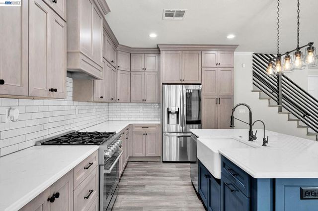2142 Harborage Way, Oakley, CA 94561