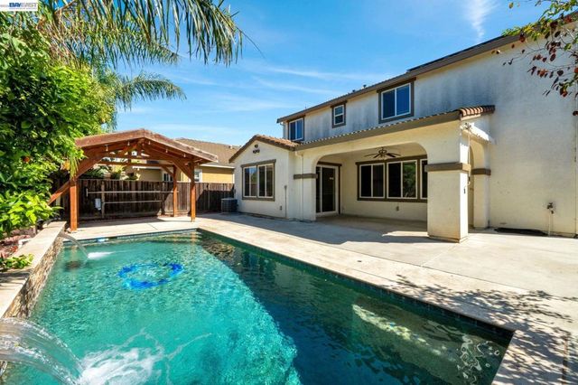 2142 Harborage Way, Oakley, CA 94561