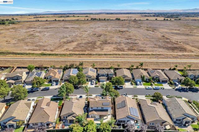 2142 Harborage Way, Oakley, CA 94561