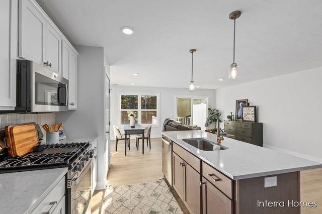 6116 Burgess Drive 12, Spring Lake, MI 49456