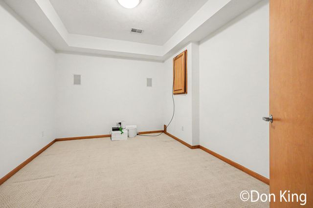 5395 Double Eagle Drive Ne, Plainfield Twp, MI 49321