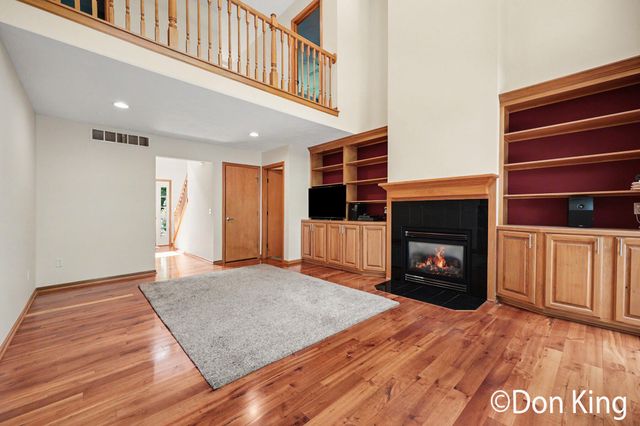 5395 Double Eagle Drive Ne, Plainfield Twp, MI 49321
