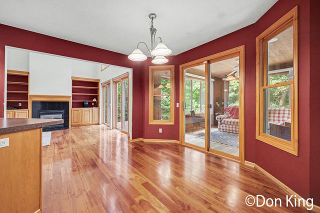5395 Double Eagle Drive Ne, Plainfield Twp, MI 49321