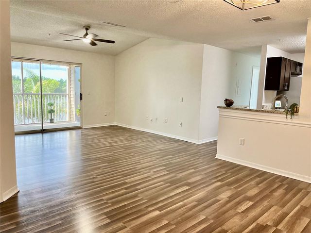 1939 SUMMER CLUB APT DRIVE 315, Oviedo, FL 32765