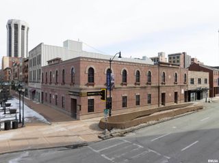 208 S 5TH Street Space 4, Springfield, IL 62701