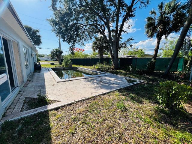 21098 GLENDALE AVENUE, Port Charlotte, FL 33952