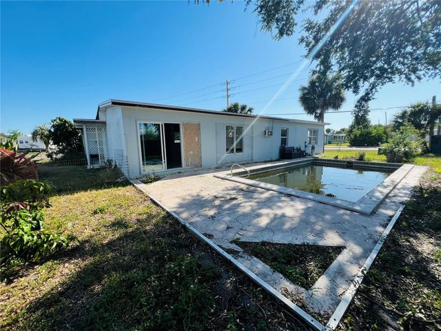 21098 GLENDALE AVENUE, Port Charlotte, FL 33952