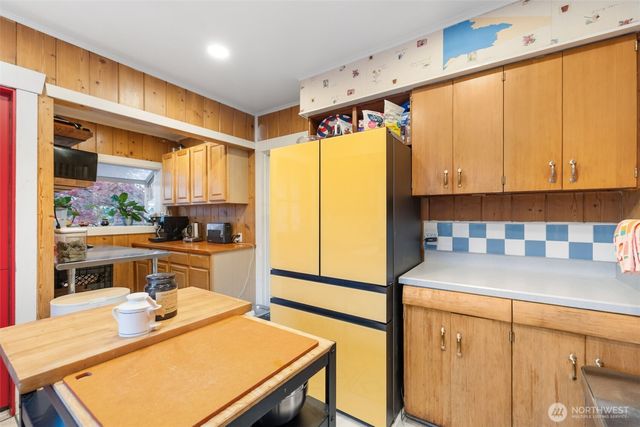 4829 S Thompson Avenue, Tacoma, WA 98408