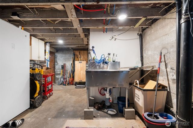 4829 S Thompson Avenue, Tacoma, WA 98408