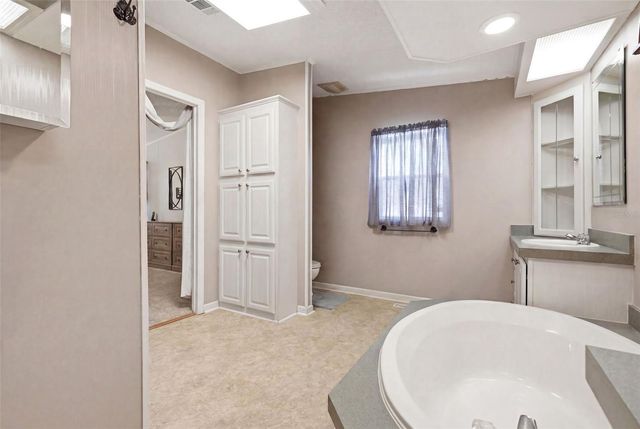 6229 KNOTTY PINE DRIVE SE, Winter Haven, FL 33884