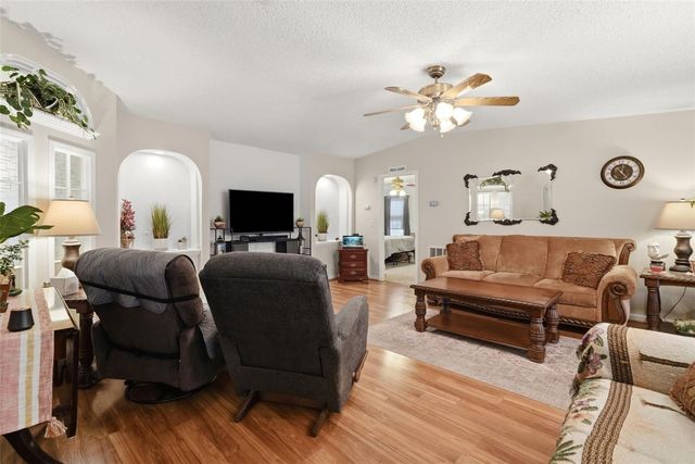 6229 KNOTTY PINE DRIVE SE, Winter Haven, FL 33884