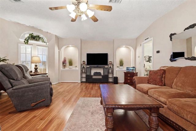 6229 KNOTTY PINE DRIVE SE, Winter Haven, FL 33884