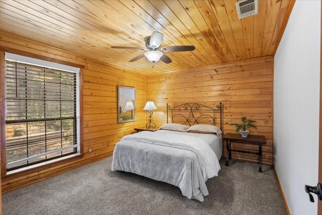 1603 Pineview Lane, Hideaway, TX 75771