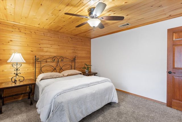 1603 Pineview Lane, Hideaway, TX 75771
