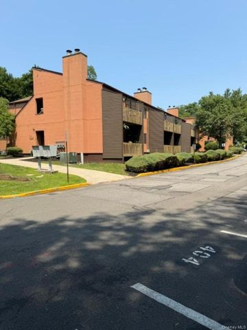 301 Town Hill Road, Nanuet, NY 10954