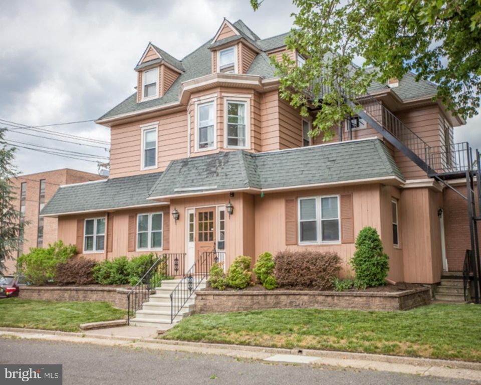 915 HADDON AVE, Collingswood, NJ 08108