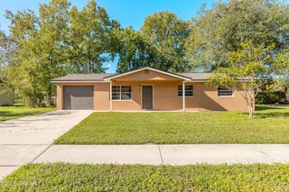 904 Gibbons Street, Daytona Beach, FL 32117