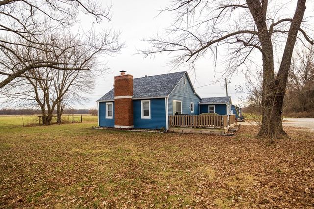 17301 E State Route 2 Rural Route, Harrisonville, MO 64701