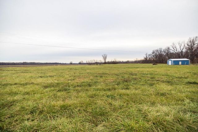 17301 E State Route 2 Rural Route, Harrisonville, MO 64701