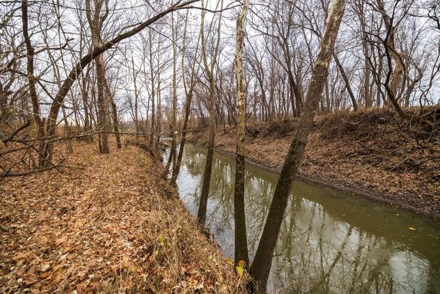 17301 E State Route 2 Rural Route, Harrisonville, MO 64701