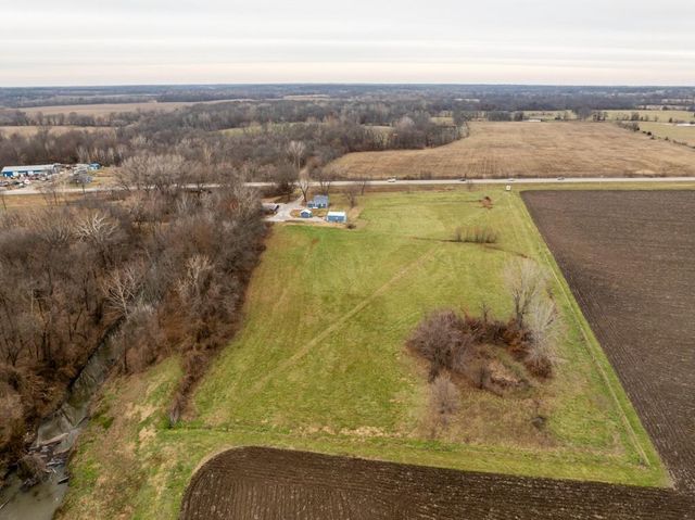 17301 E State Route 2 Rural Route, Harrisonville, MO 64701