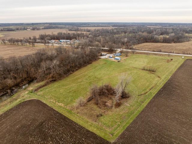17301 E State Route 2 Rural Route, Harrisonville, MO 64701