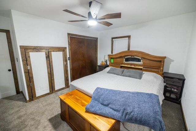 17301 E State Route 2 Rural Route, Harrisonville, MO 64701