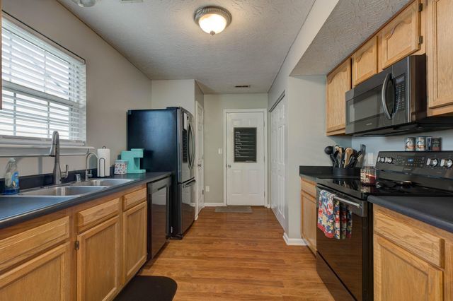 126 River Run Court, Georgetown, KY 40324