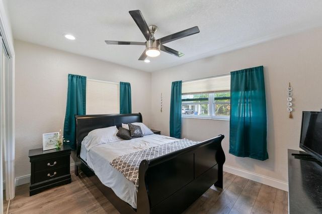 4184 NW 52nd Avenue, Lauderdale Lakes, FL 33319