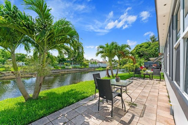 4184 NW 52nd Avenue, Lauderdale Lakes, FL 33319