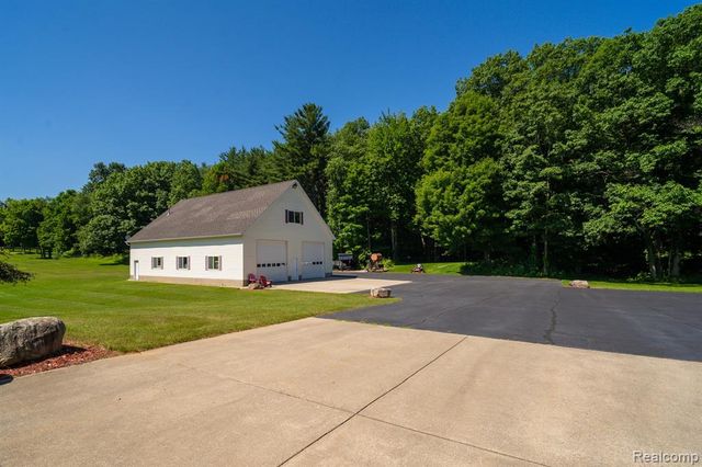 6728 Bowers Road, Imlay City, MI 48444
