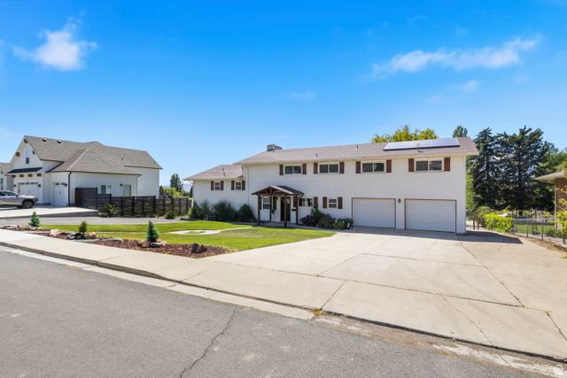 1235 N 500 E, Pleasant Grove, UT 84062