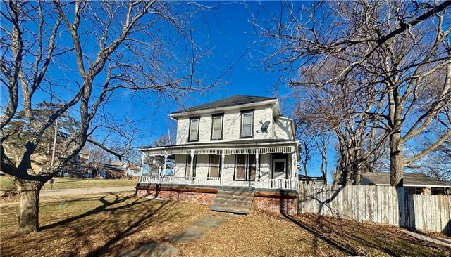 601 E 4TH Street, Maryville, MO 64468