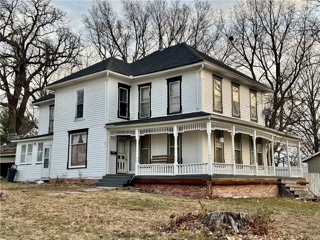 601 E 4TH Street, Maryville, MO 64468