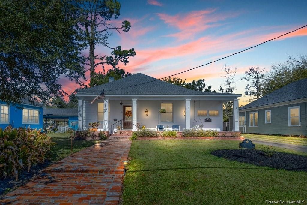 809 CLARENCE Street, Lake Charles, LA 70601