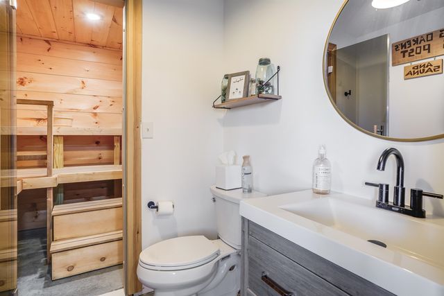 780 Ashby Road, New Ipswich, NH 03071