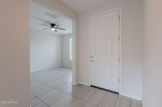 6746 W WINSTON Drive, Laveen, AZ 85339