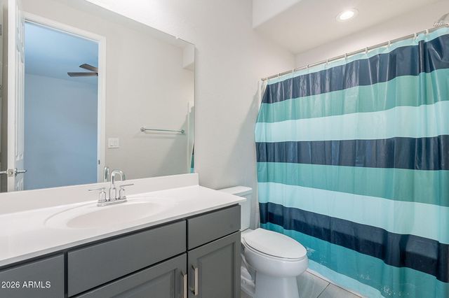 6746 W WINSTON Drive, Laveen, AZ 85339