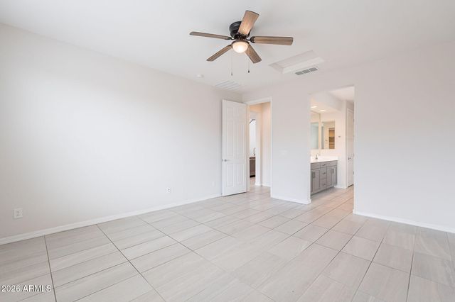 6746 W WINSTON Drive, Laveen, AZ 85339