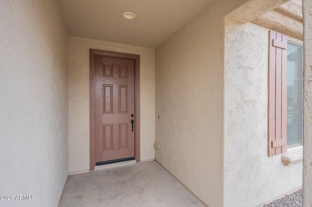 6746 W WINSTON Drive, Laveen, AZ 85339