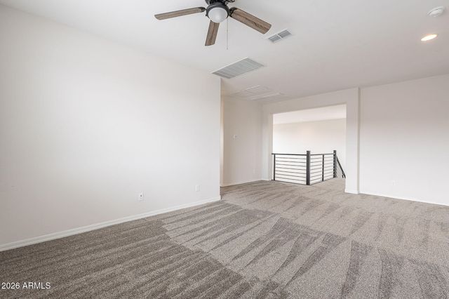 6746 W WINSTON Drive, Laveen, AZ 85339