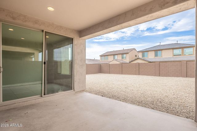 6746 W WINSTON Drive, Laveen, AZ 85339