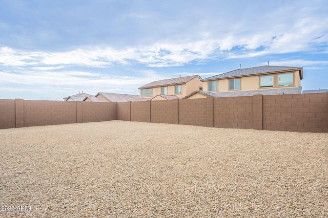 6746 W WINSTON Drive, Laveen, AZ 85339