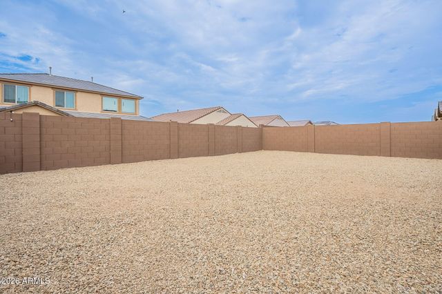 6746 W WINSTON Drive, Laveen, AZ 85339