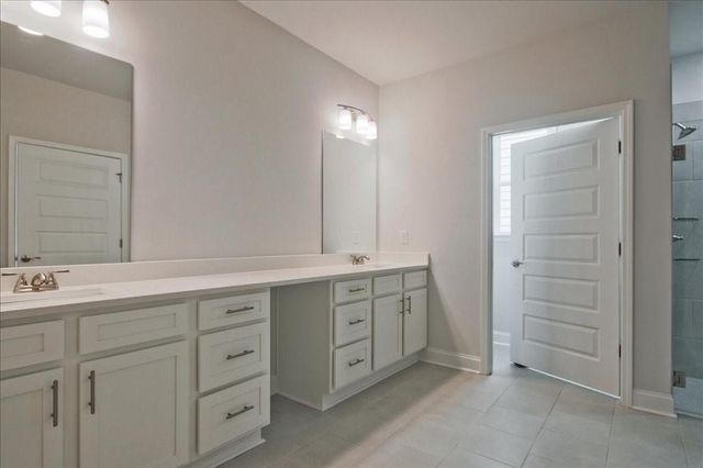 625 Moorhen Way, Loganville, GA 30052