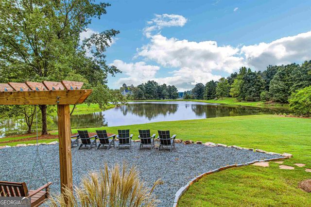 225 Coffee Lane, Hoschton, GA 30548