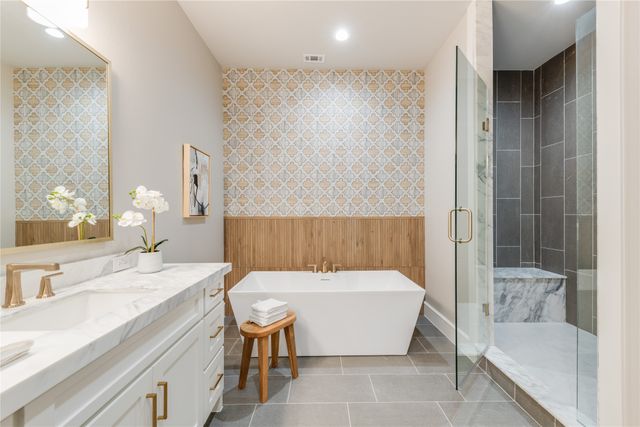 29 Saint Laurent Place, Dallas, TX 75225