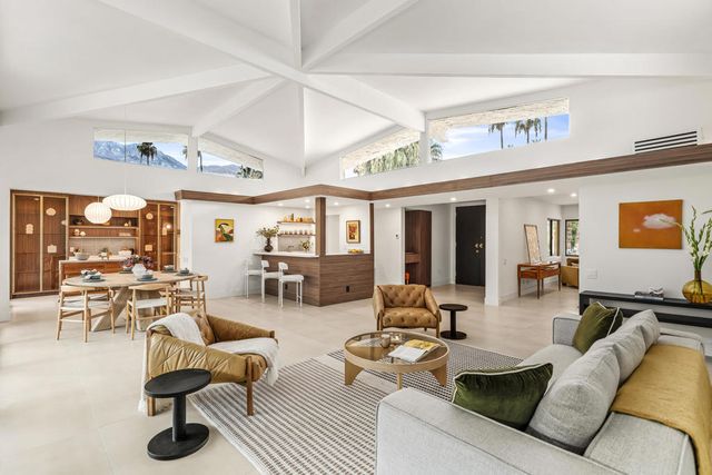 1597 E Sierra Way, Palm Springs, CA 92264